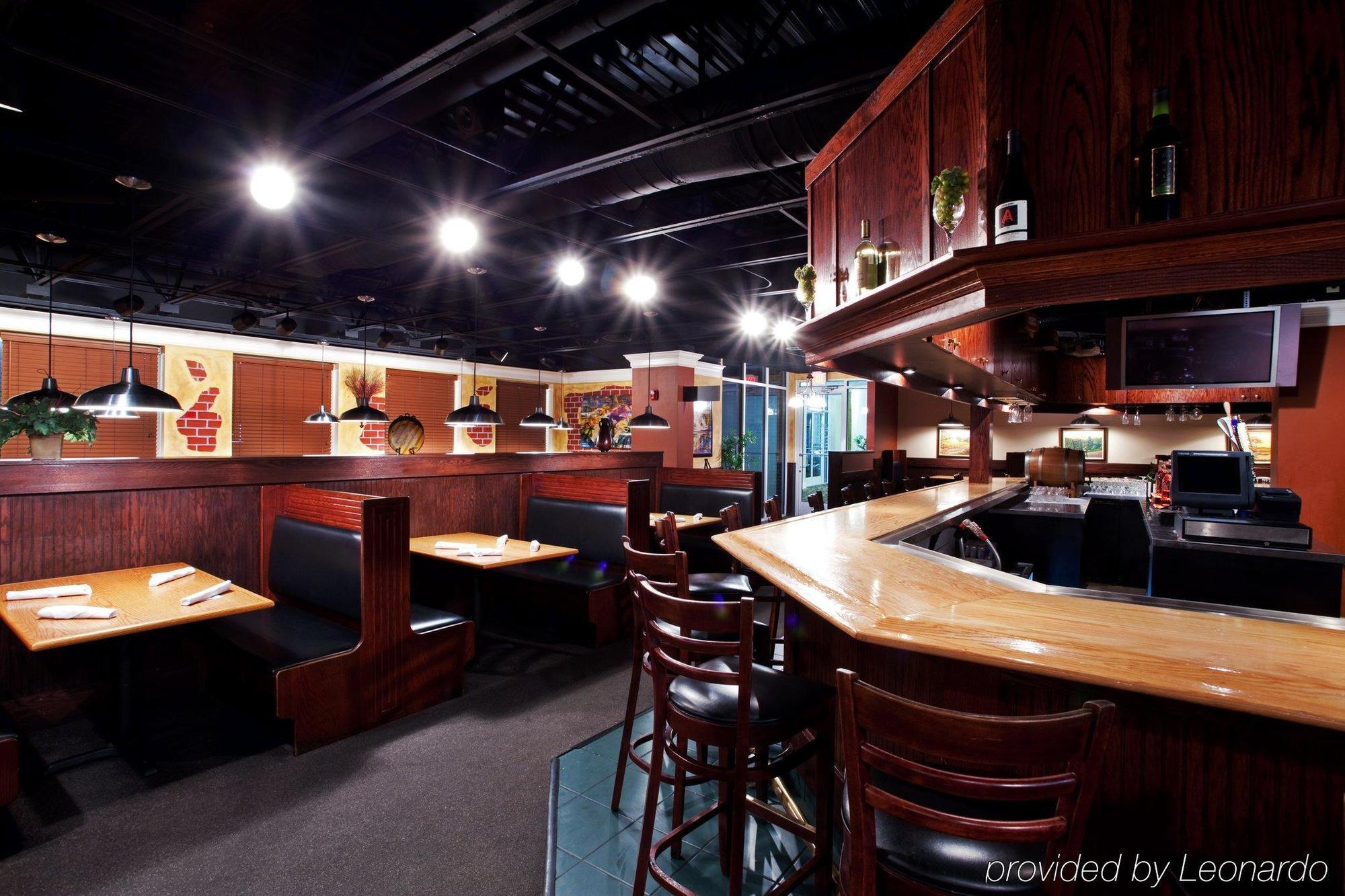 Holiday Inn Brunswick I-95 Restaurant photo
