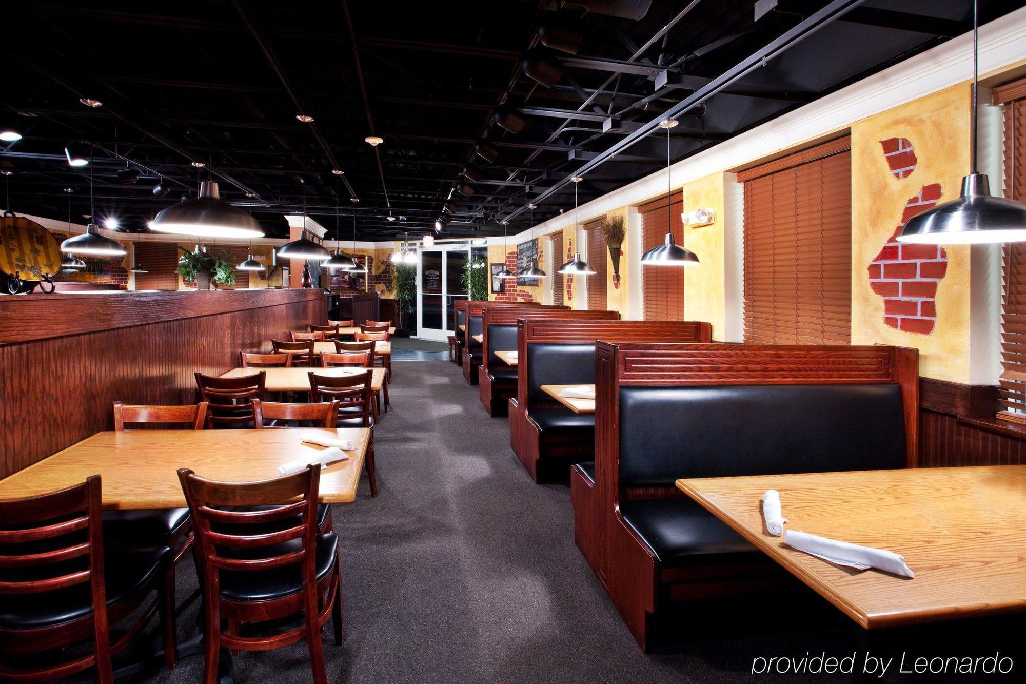 Holiday Inn Brunswick I-95 Restaurant photo